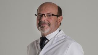 El doctor Ángel Ferrer, alergólogo Quirónsalud Alicante.