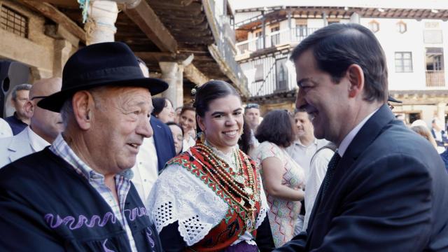 El presidente de la Junta de Castilla y León, Alfonso Fernández Mañueco, clausura el acto de Embutidos Fermín ‘20 años exportando a EEUU’