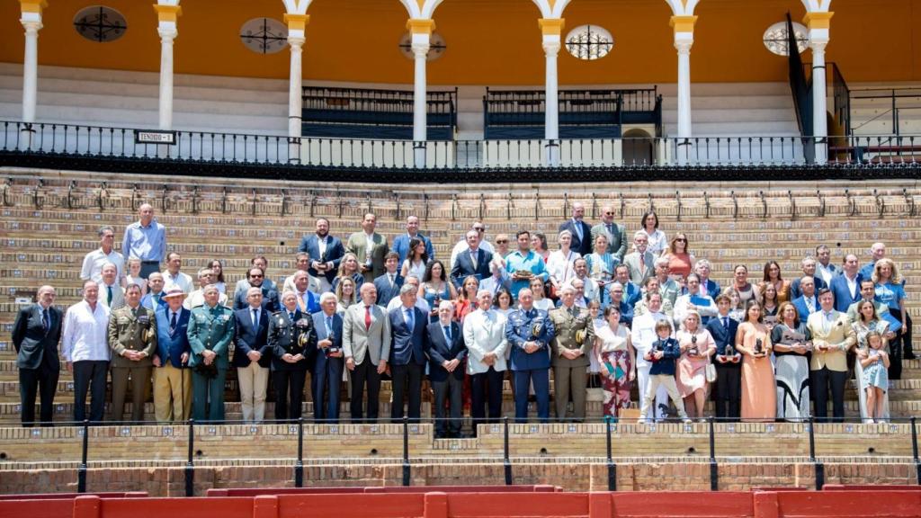Imagen de los asistentes a la entrega de trofeos de la 39º Exhibición de Enganches.