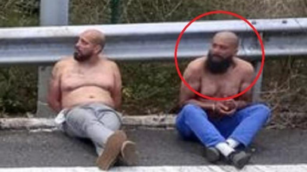 Gaspar (1d), supuesto autor del atropello de su difunto hermano, José Manuel, el pasado martes, detenido tras la riña tumultuaria en la pedida de mano de Cheito y Ainhoa,