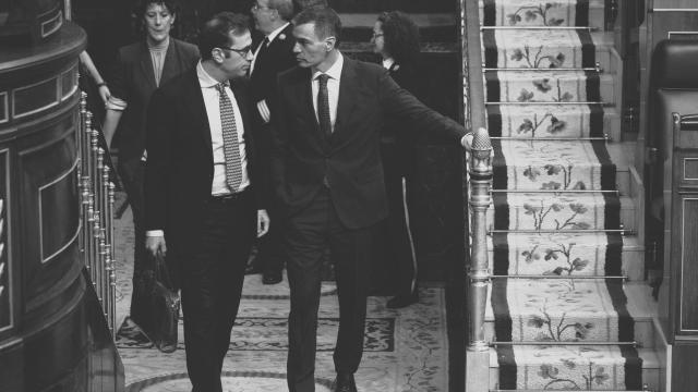 Carlos Cuerpo y Pedro Sánchez, en una imagen de archivo.