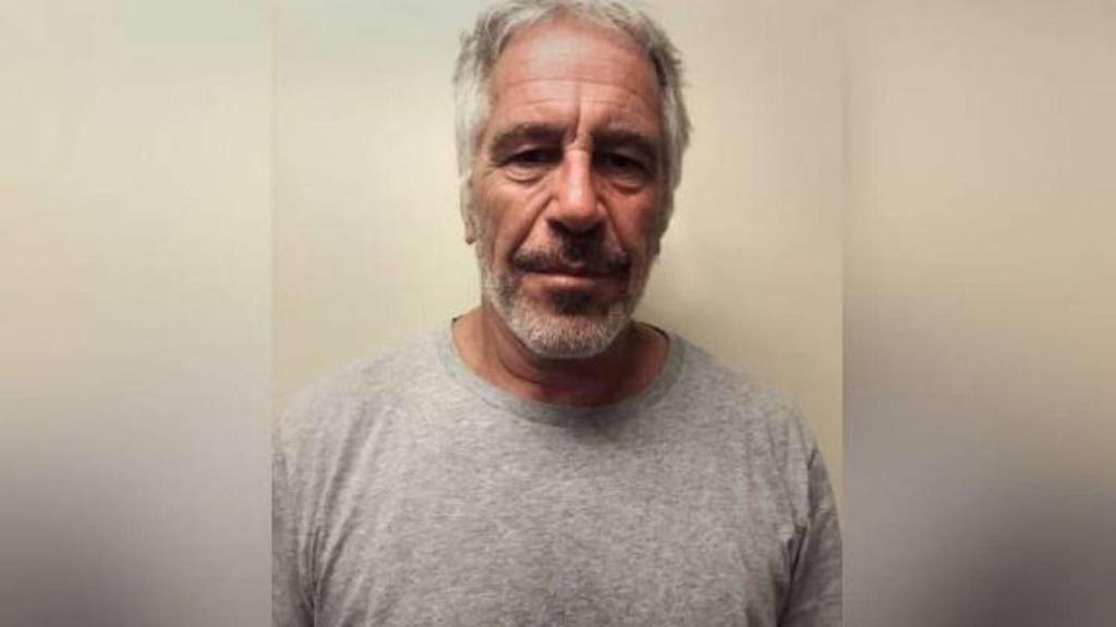 Jeffrey Epstein en una de sus últimas imágenes difundidas por la División de Justicia Criminal del Estado de Nueva York.