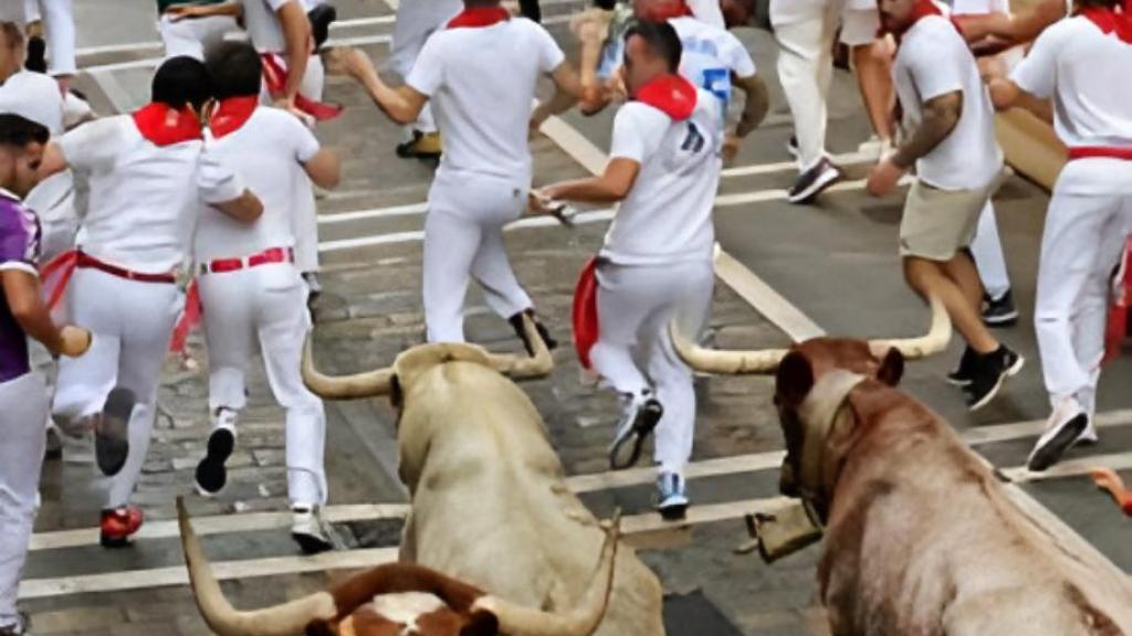 Javier Baztán en un encierro en San Fermín.