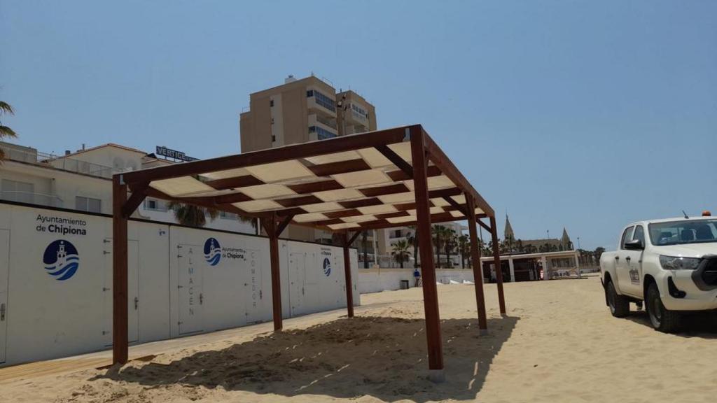 Neuvas zonas de sombra en las playas de Baiona