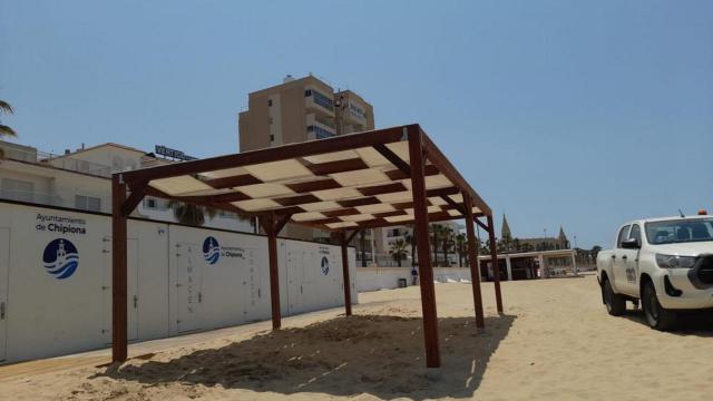 Neuvas zonas de sombra en las playas de Baiona