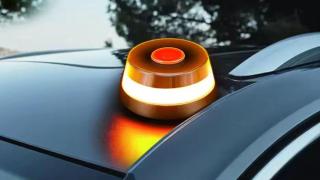 Este es el accesorio rebajadísimo de Amazon que la DGT te obligará a llevar en el coche en 2026 (o te multará con 80€)