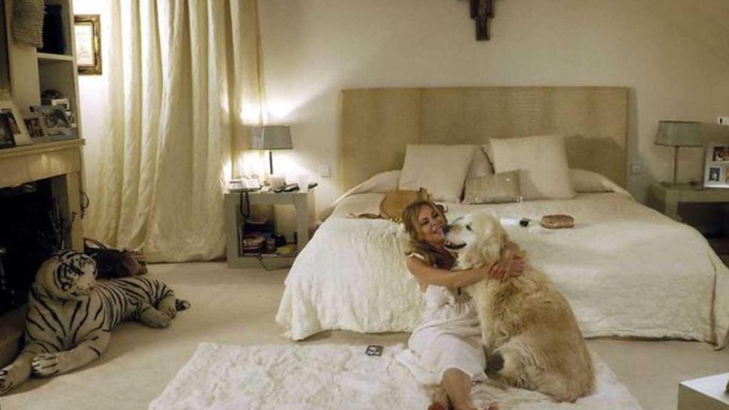 Dormitorio de Ana Obregón.