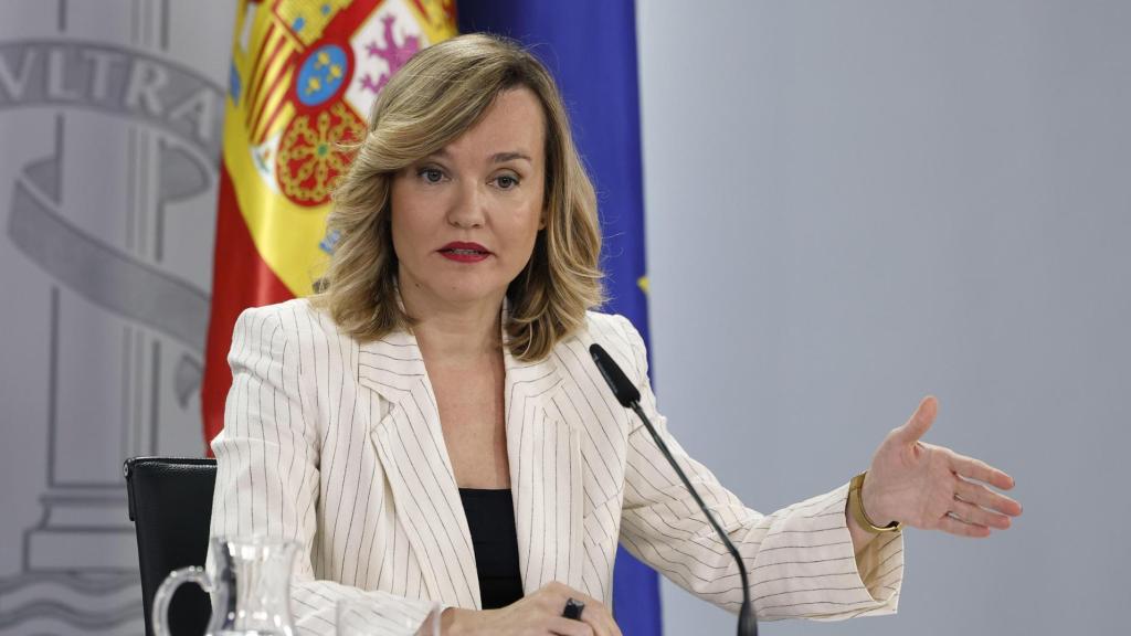 La ministra Portavoz, Pilar Alegría, durante la rueda de prensa posterior al Consejo de Ministros, este martes en La Moncloa.