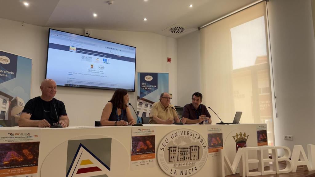 Presentación del Observatorio Internacional de Inteligencia Artificial Educativa.