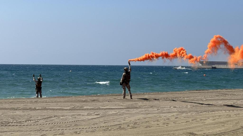 Operación Dédalo 25: la Armada transforma La Malagueta en una playa de combate