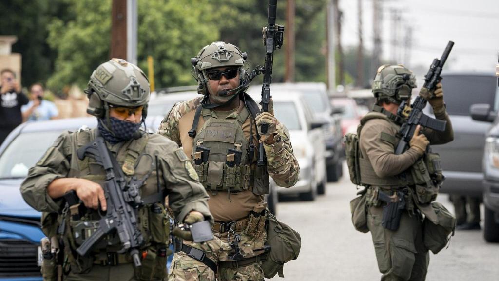 Operaciones de Deportación y Control de Inmigración y Aduanas (ERO) del Servicio de Inmigración y Control de Aduanas (ICE) en Los Ángeles, California.