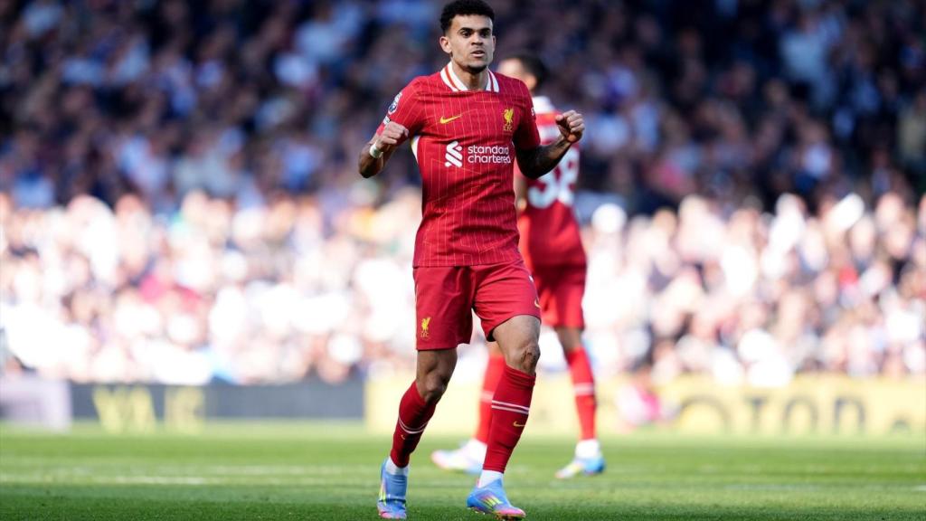 Luis Díaz celebra el gol marcado ante el Fulham en la Premier League.