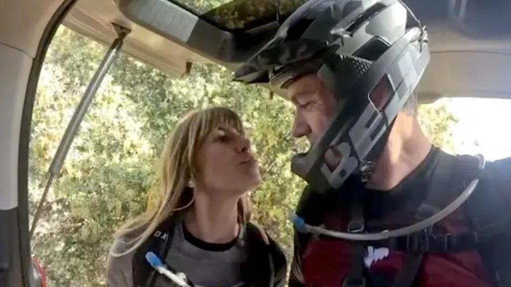 Pedro Sánchez practicando deporte junto a su mujer, Begoña Gómez.