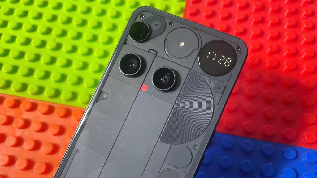 La pantalla Glyph Matrix en el Nothing Phone (3).