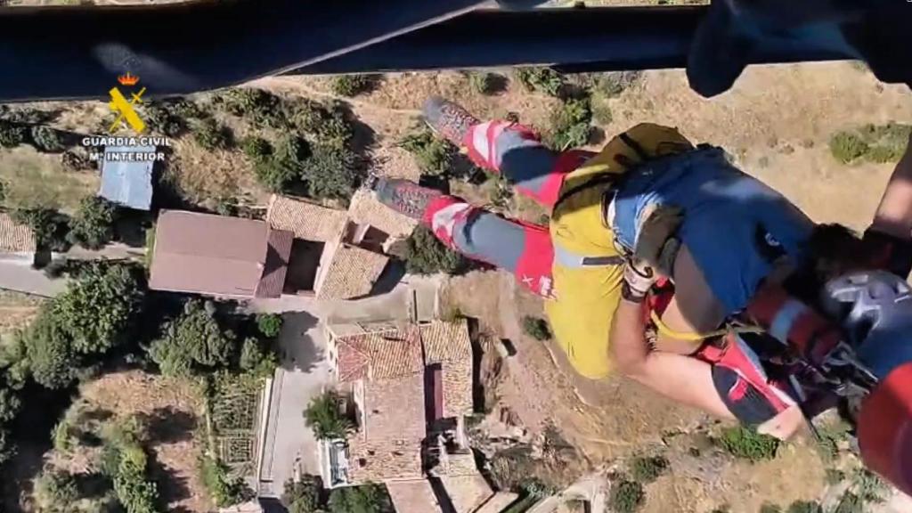 Rescate de escaladores en Peñas de Riglos