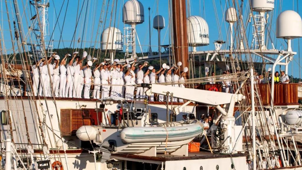 Llegada de la embarcación.