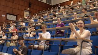 Estudiantes aragoneses terminan los exámenes de la PAU 2025.