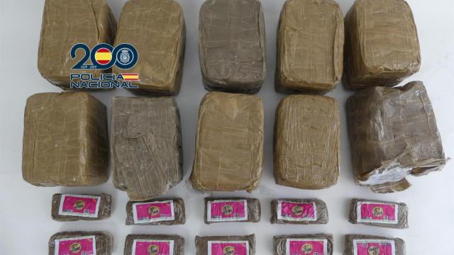 Detenido en Marín un prófugo de la justicia con diez kilos de hachís en su poder