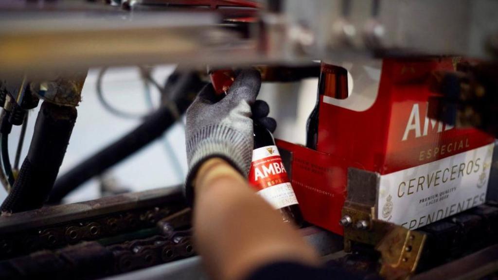 Una cerveza Ambar.
