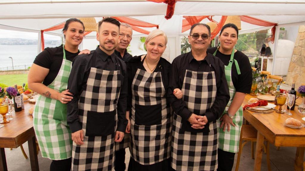 El equipo de la Parrillada Os Leóns de A Coruña