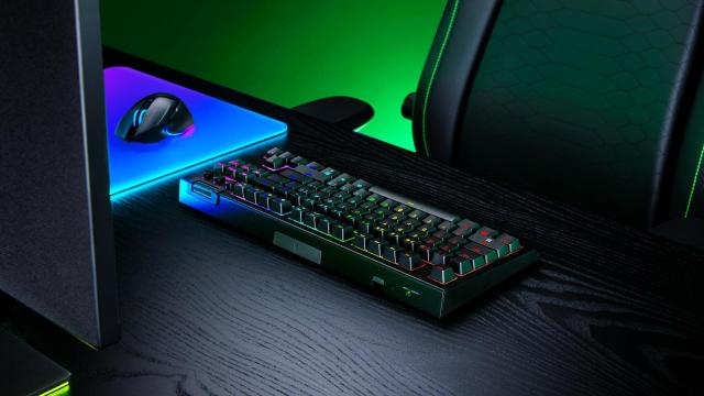 El teclado Razer BlackWidow V4 Tenkeyless HyperSpeed.