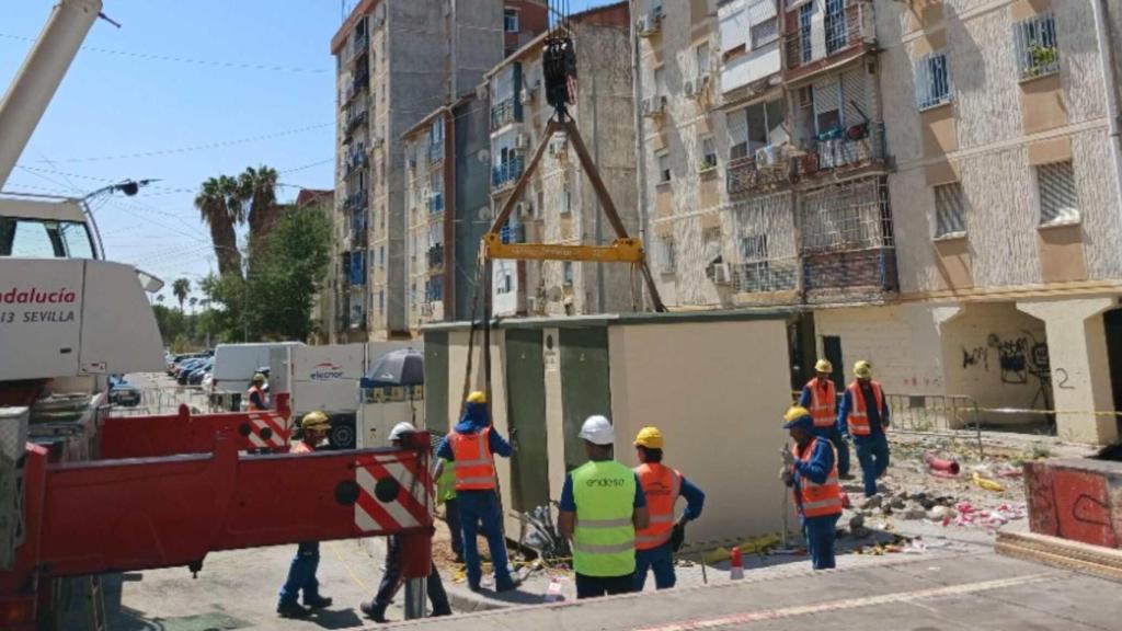 La instalación de un nuevo centro de transformación de Endesa.