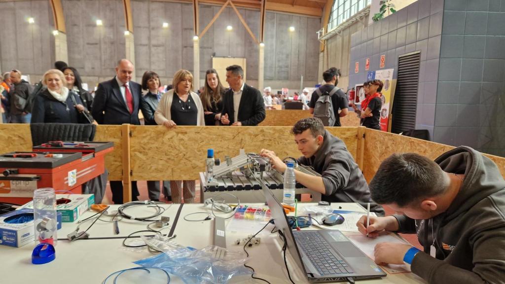 Estudiantes durante las pruebas de las Aragón Skills, las Olimpiadas de FP.