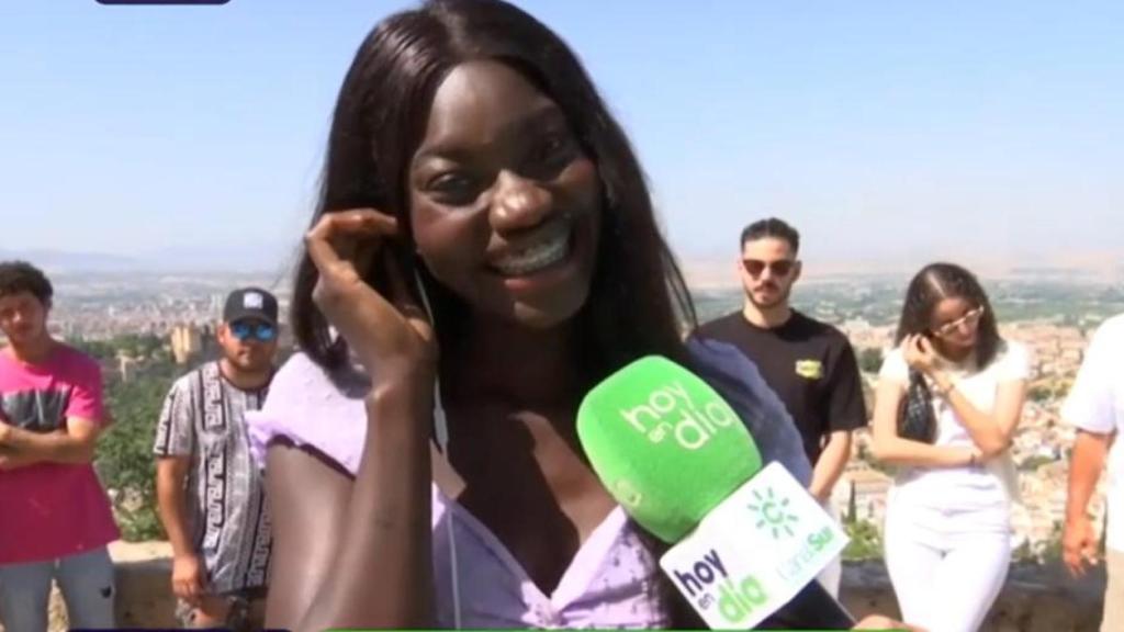 Manu, la africana flamenca que es tendencia en Andalucía, en el programa Hoy en Día de Canal Sur.