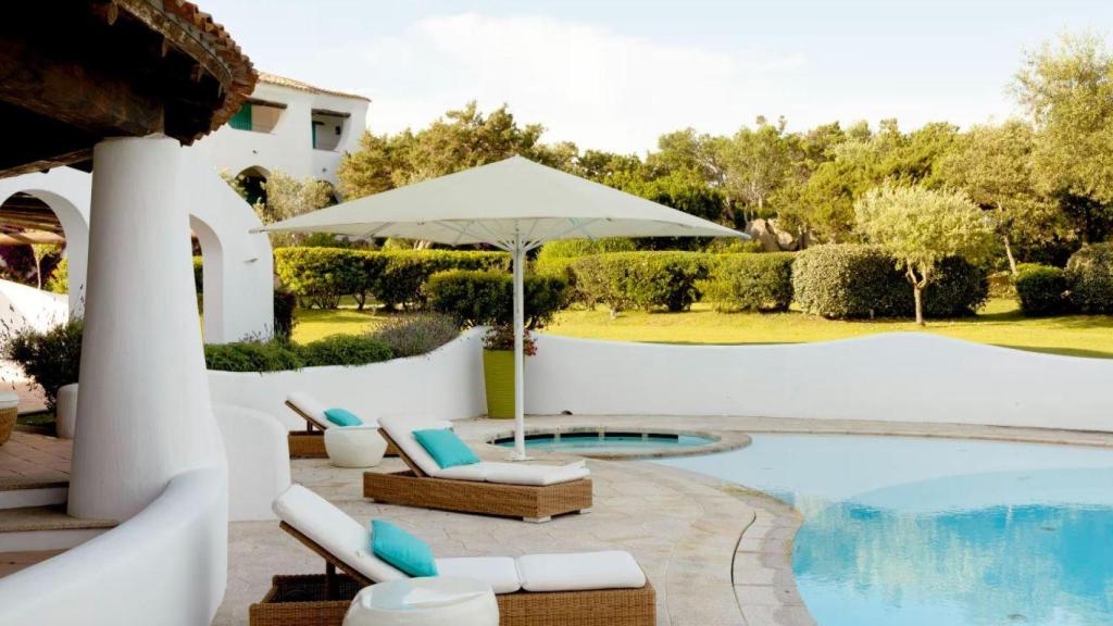 Piscina privada de la Villa Marinella.