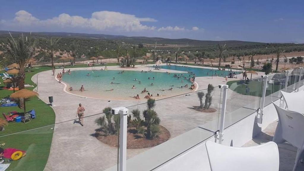 Piscina de Torreblascopedro.