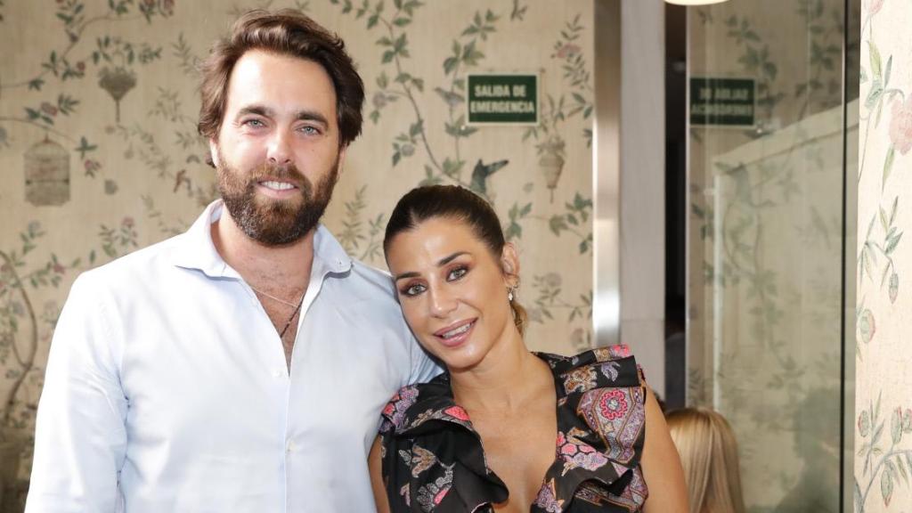 Javier Ungría y Elena Tablada en un evento en Madrid en septiembre de 2021.