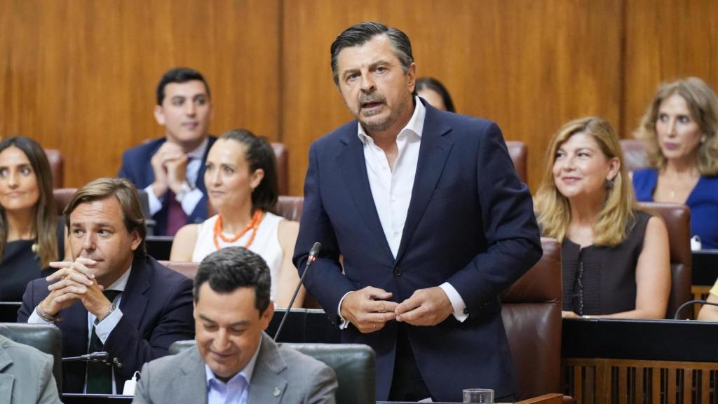Toni Martín, este jueves en el Pleno del Parlamento de Andalucía.