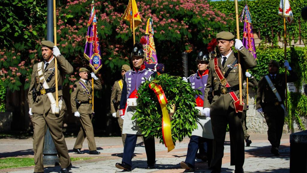 Desfile militar en Ciudad Rodrigo(Salamanca) en homenaje a los caídos en la Guerra de la Independencia