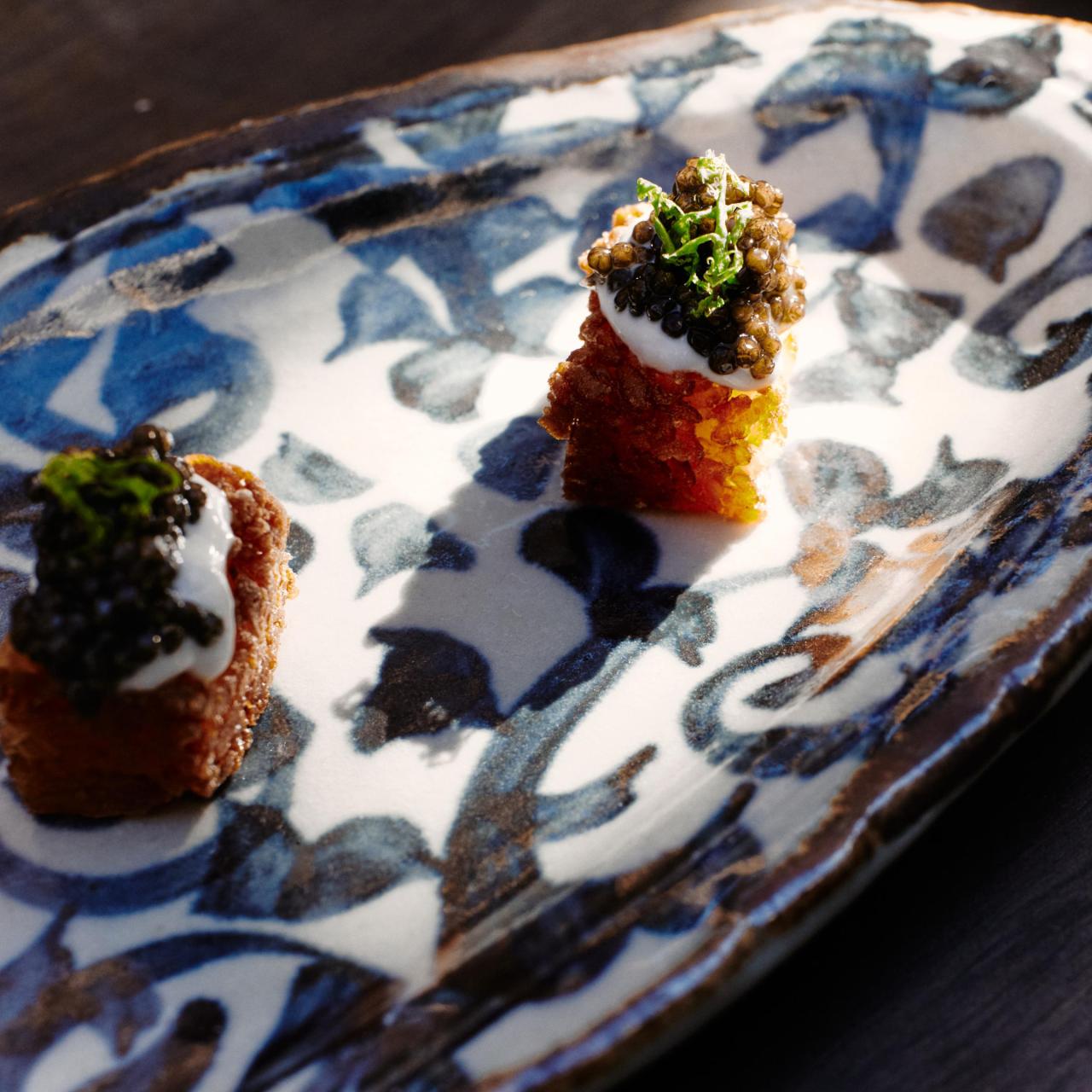 Bocados crujientes de arroz.