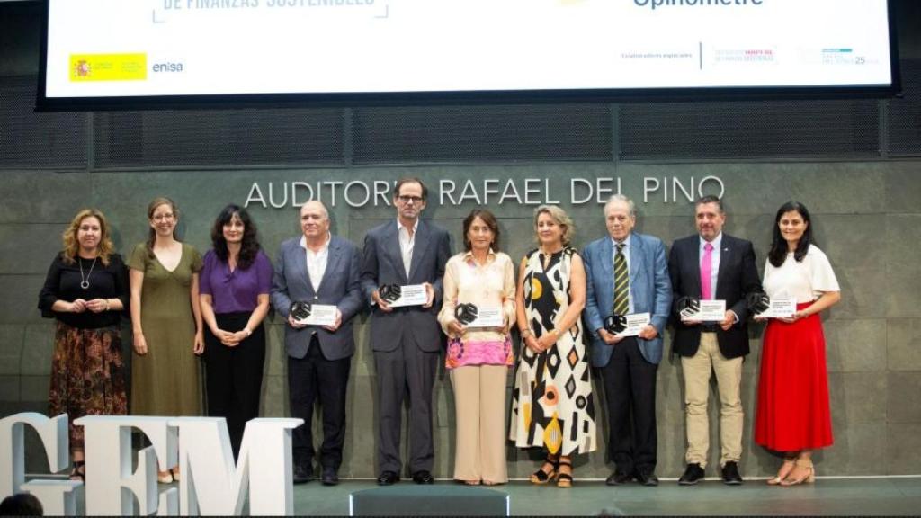 Participantes en la presentación del Informe GEM España 2024-2025 del Observatorio del Emprendimiento de España (OEE), institución que cumple 25 años.