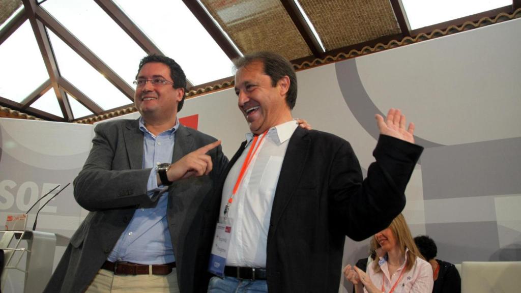 Óscar López junto a Juan Luis Gordo en el XII Congreso Provincial del PSOE