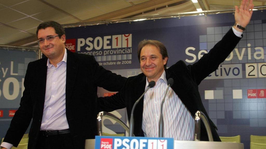Óscar López y Juan Luis Gordo, en un congreso provincial del PSOE de Segovia