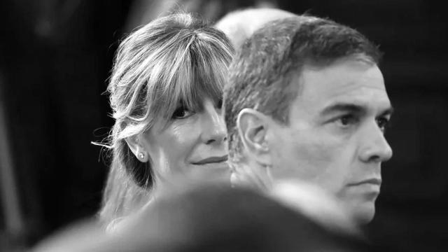 Pedro Sánchez junto a su mujer, Begoña Gómez.