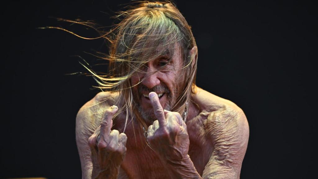 El cantante estadounidense Iggy Pop durante el concierto que ha ofrecido la primera jornada del festival 'Mad Cool'