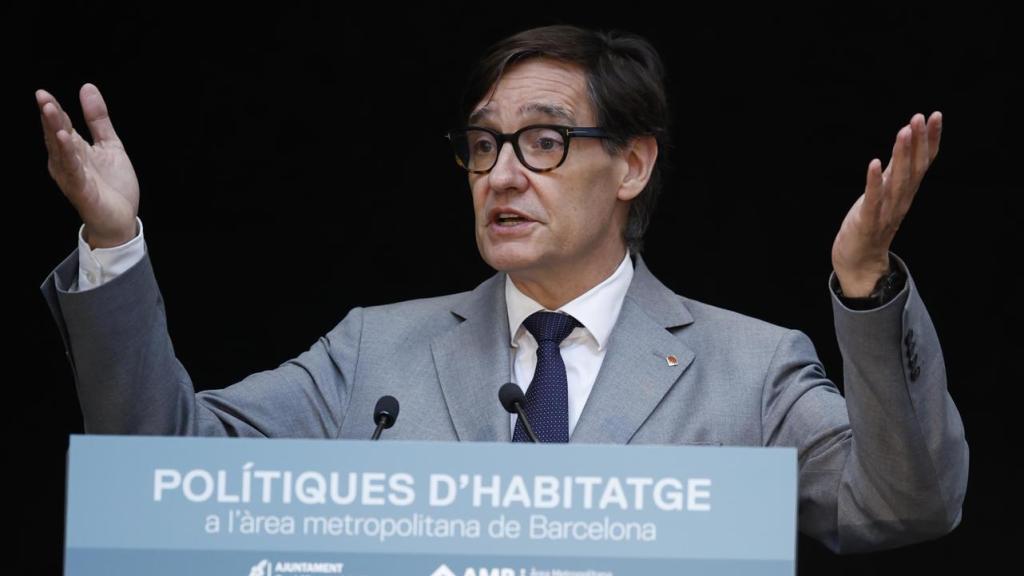 Salvador Illa, presidente de la Generalitat, en una conferencia sobre políticas de Vivienda.