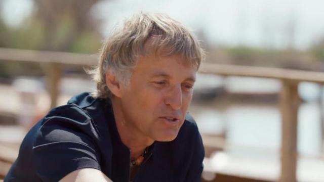 Jesús Calleja se emociona en 'Volando voy, volando vengo'.