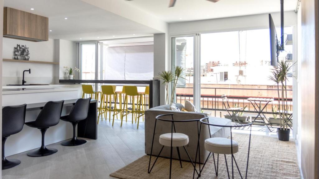 Las zonas comunes del coliving que ha abierto Gaiastays en Málaga.