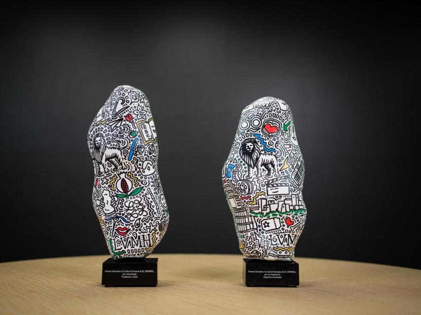 Los dos premios Granada a la Cultura Europea de EL ESPAÑOL realizados por Gonhdo.