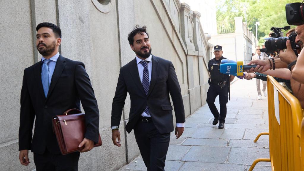 El eurodiputado y líder de Se Acabó La Fiesta (SALF), Luis 'Alvise' Pérez, a su llegada para declarar en el Supremo.