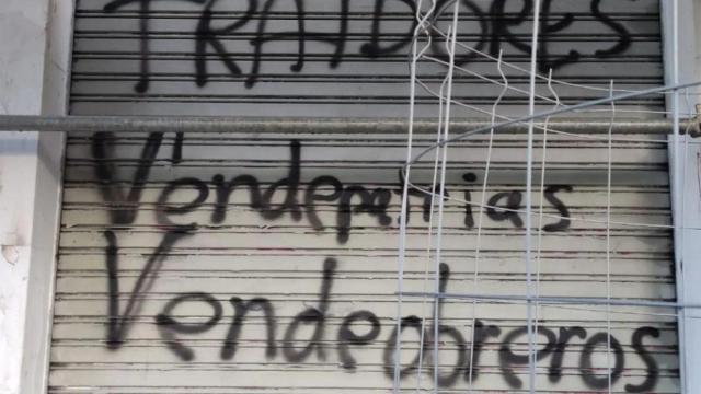 Pintadas en la sede del PSOE de Burgos