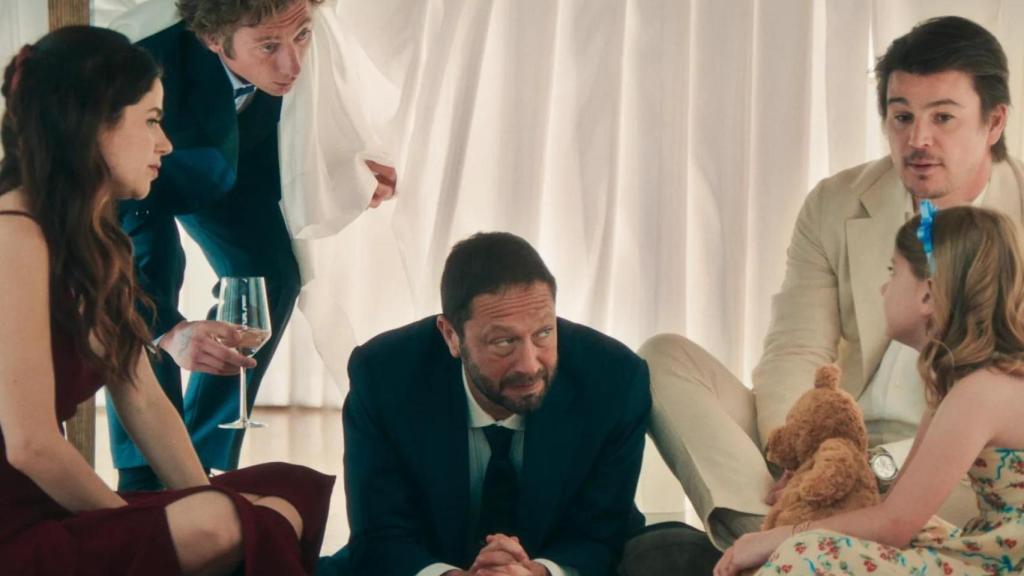 El elenco durante una escena de la nueva temporada.