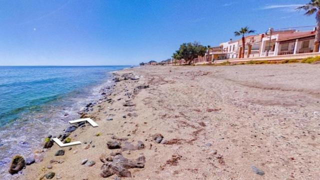 Playa Pozo del Esparto en Cuevas del Almanzora.
