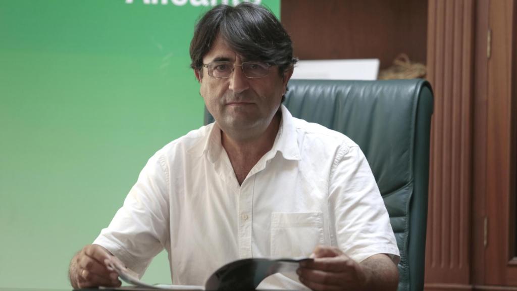 José Vicente Andreu es empresario agrario de Orihuela desde hace 40 años, en cítricos y frutos secos.