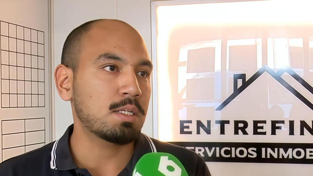 Juan, gestor inmobiliario en Entrefincas.