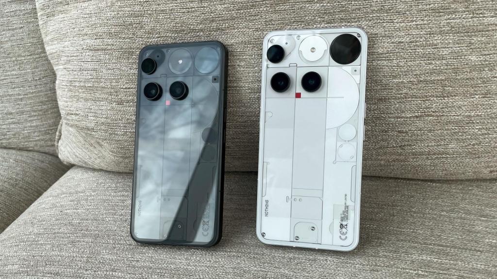 El Nothing Phone (3) en negro y blanco.